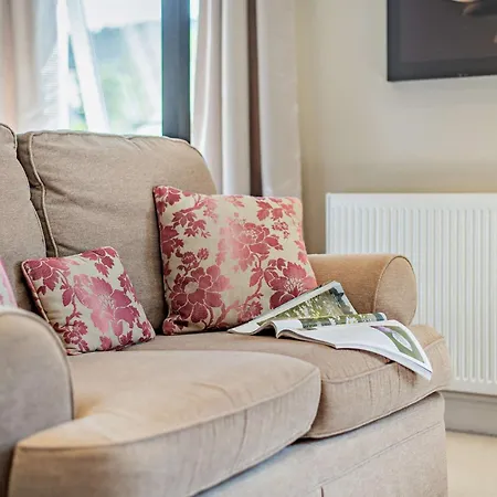 6 Bed In 90333 Holiday home *