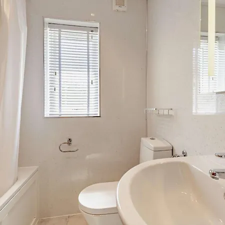 Holiday home 6 Bed In 90333