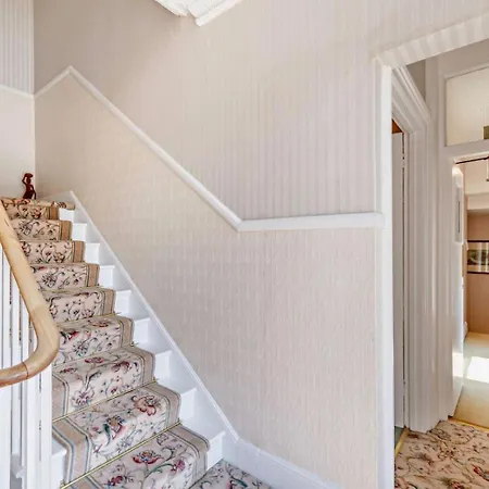 6 Bed In Oc-90333 Casa de Férias